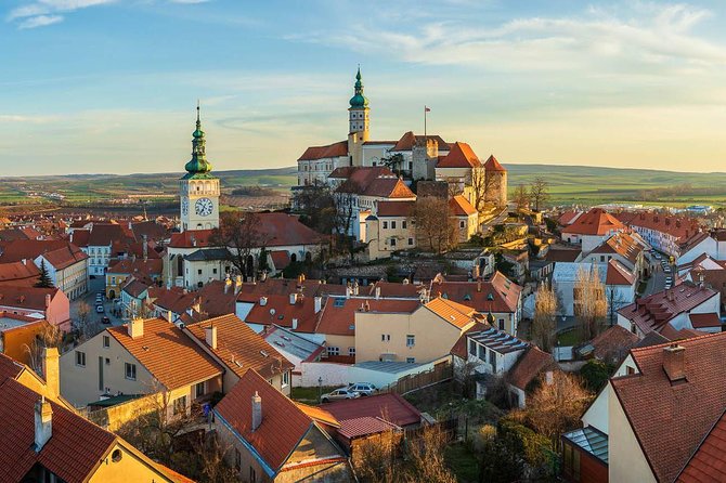 Prague-Vienna One-Way Sightseeing Day Tour - Why this transfer makes sense