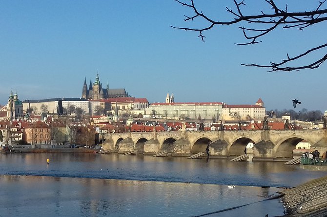Prague Vltava River Lunch Cruise - What lunch is really like