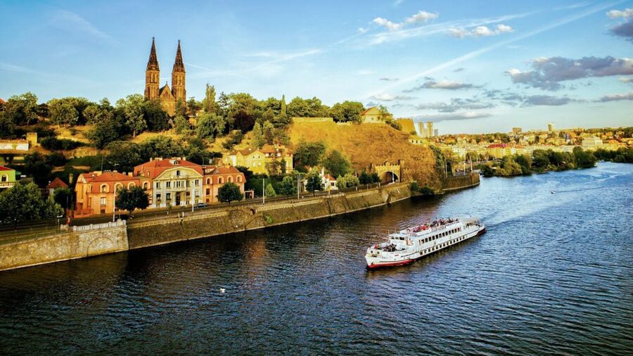 Prague: Vltava River Night Cruise with Buffet - Charles Bridge and the first river views