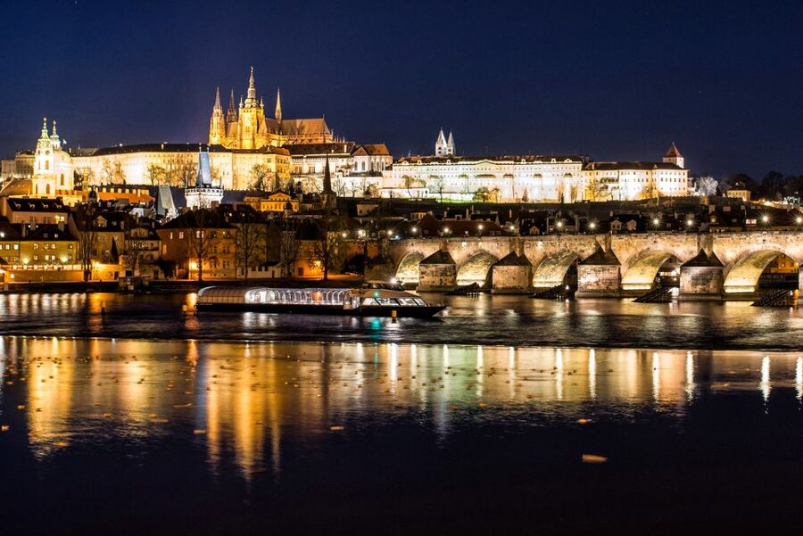Prague: Vltava River Night Cruise with Buffet - Music, service, and the feel onboard