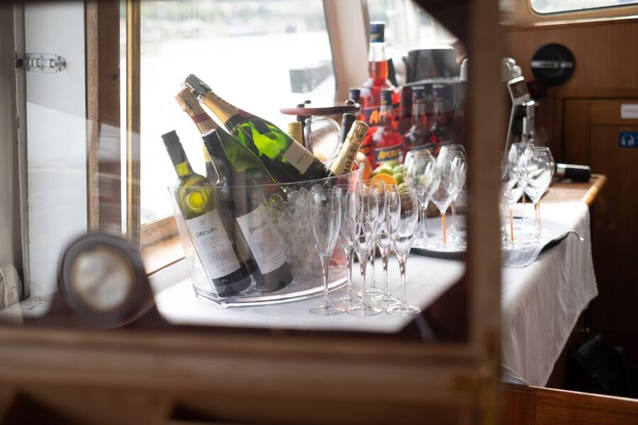 Prague: Vltava River Private Boat Party with Drinks - Who will enjoy this most