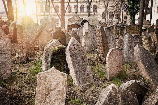 PRIVATE: 3h Stories of Prague Jewish Quarter Tour, drink included - The Old-New Synagogue and the Golem connection