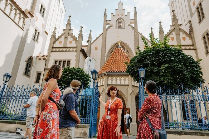 PRIVATE: 3h Stories of Prague Jewish Quarter Tour, drink included - Starting at Maisel Synagogue