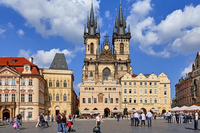 Private 4-hour City Tour of Prague with driver & official guide w/ Hotel pick up - Charles Bridge with time for the essential view