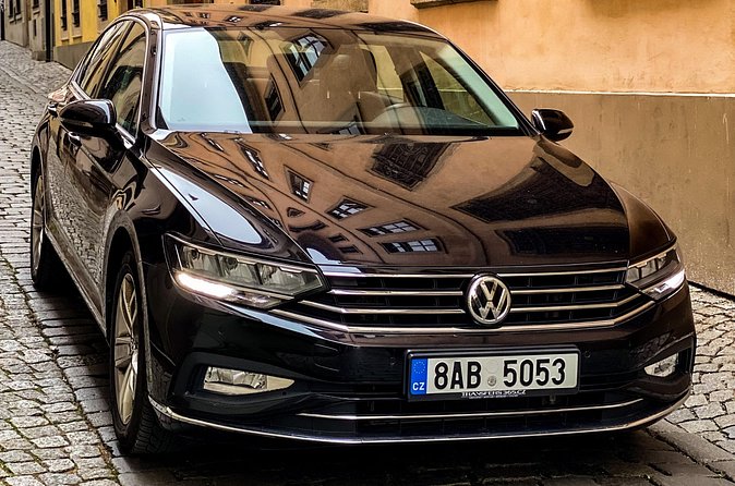 Private ARRIVAL Transfer by LIMOUSINE 3+1pax - Booking Details That Matter