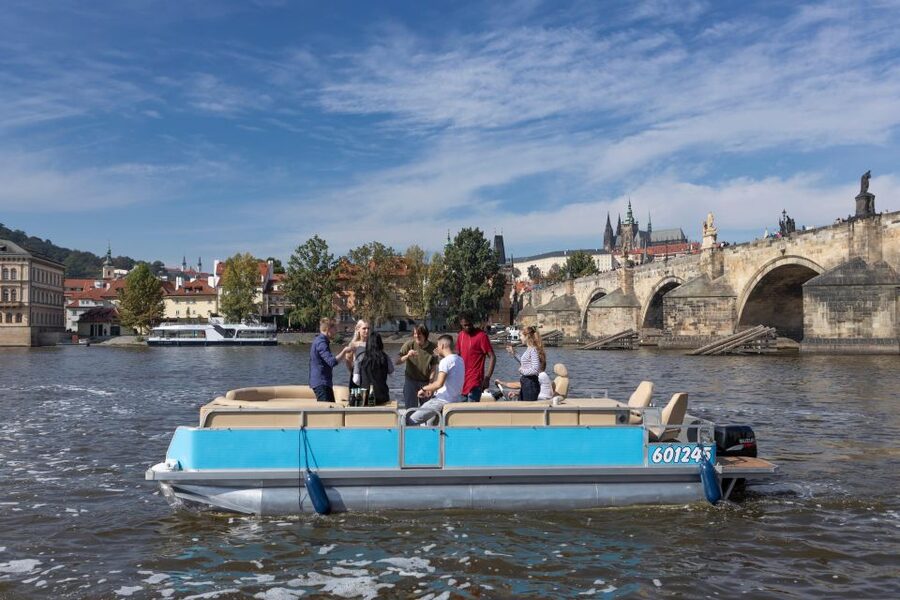 Private Boat Cruise With Unlimited Prosecco - Key points to know before booking