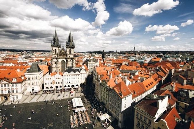 Private City Tour - Rudolfinum, music, and the riverfront