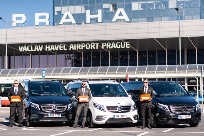 Private Departure Transfer: Prague Airport - Leaving Prague without the taxi queue