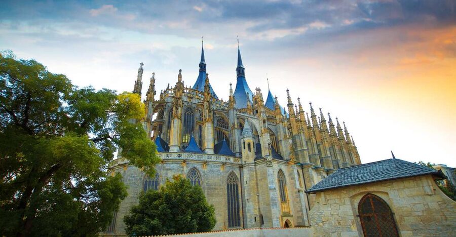 Private Guided Tour from Prague to UNESCO Kutna Hora - Sedlec Monastery and the town’s religious story