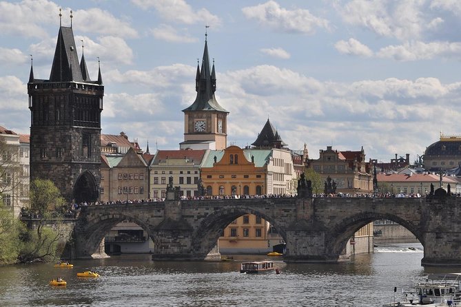 Private Half-Day Sightseeing Tour in Prague - What the driver can and cannot do