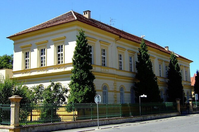 Private Half-Day Tour From Prague To Terezín Concentration Camp - The crematorium and the final memorial stop