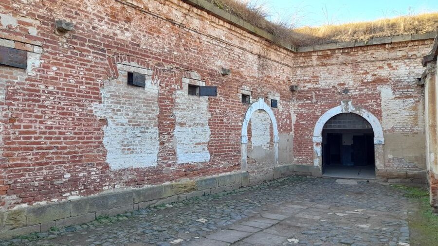 Private Half-Day Tour To Terezin Concentration Camp - Why Terezín is different from a standard memorial visit