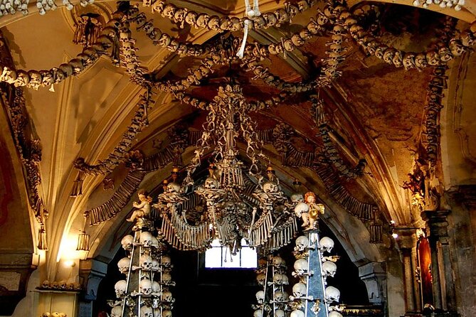 Private Half Day Trip from Prague to Bone Church - St. Barbara’s Cathedral and the Gothic skyline
