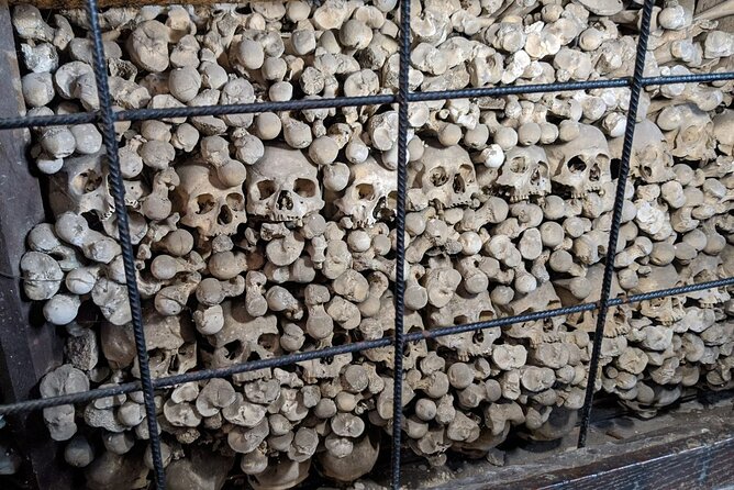Private Half Day Trip from Prague to Bone Church - Making good use of the free hour
