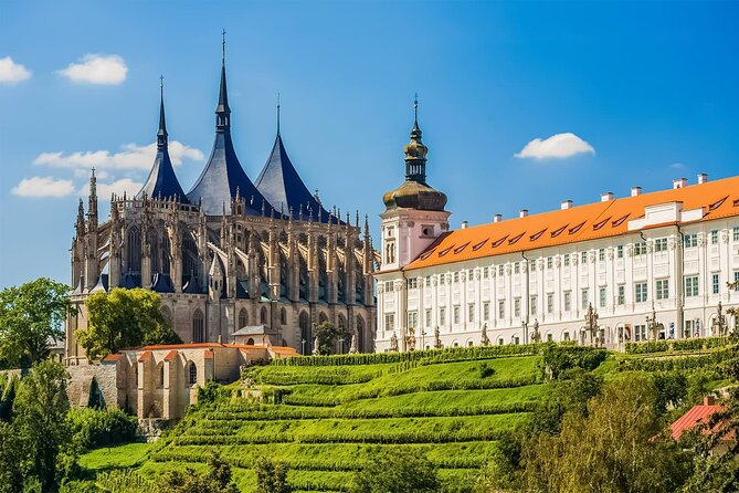 Private Half Day Trip from Prague to Bone Church - What the private format is worth