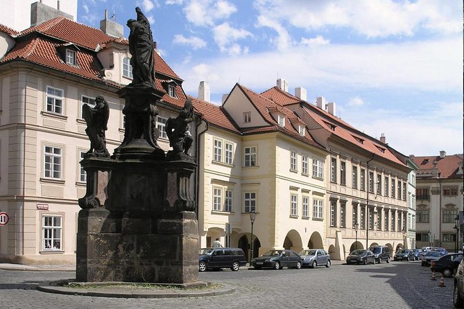 Private Lesser Town tour - Historical Treasure Hunt - From Václavs to Prague’s old stories