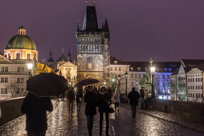 Private & Personalized Prague Night Tour with a Local Guide - What the guides add to the evening