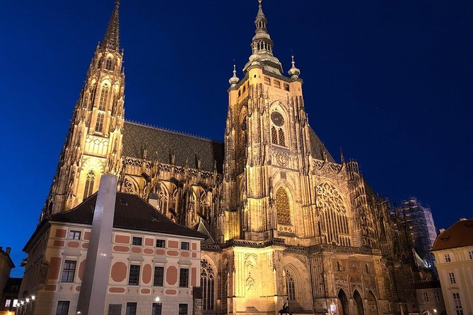 Private Photography Tour of Prague by Night - Starting at Prague Castle around 8:00 pm