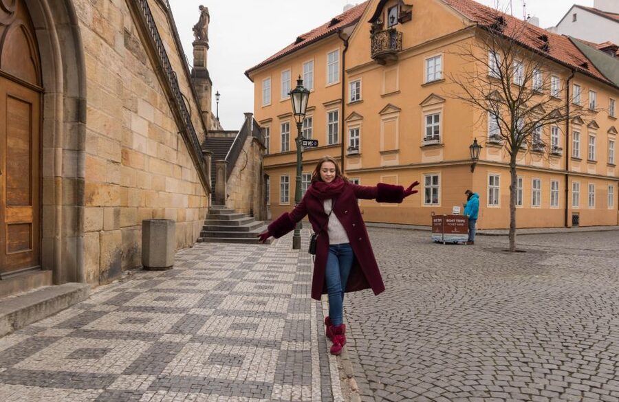 Private photoshoot in Prague - Old Town gives you more than one Prague backdrop
