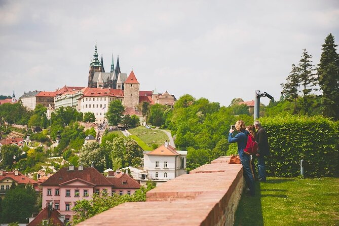 PRIVATE: Prague Castle for the Curious – Kings, Legends & Gardens - Why Prague Castle works best with a guide
