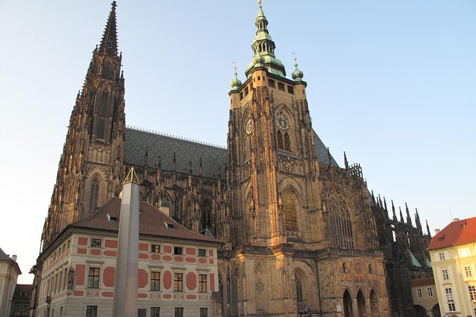 Private Prague Castle Tour with a Czech Guide, meet up at hotel - Why a private guide helps at Prague Castle