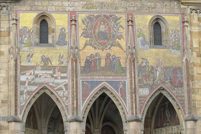 Private Prague Castle Tour with a Czech Guide, meet up at hotel - Inside the Old Royal Palace