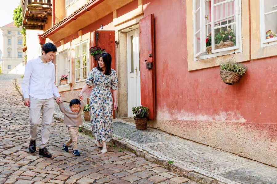Private Prague Sunrise Photoshoot + Walking Tour - Timing, access, and booking details