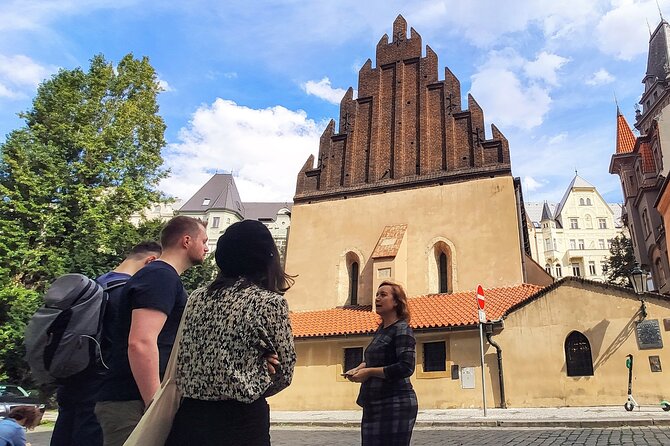 Private Stories of Jewish Prague Walking Tour - Why this Jewish Quarter tour works best with a private guide