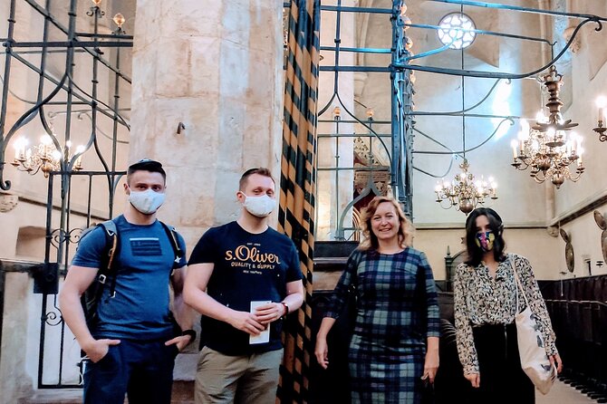 Private Stories of Jewish Prague Walking Tour - The Spanish Synagogue’s ornate interior and modern history