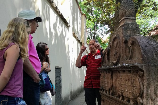 Private Stories of Jewish Prague Walking Tour - The Old Jewish Cemetery and its crowded stones