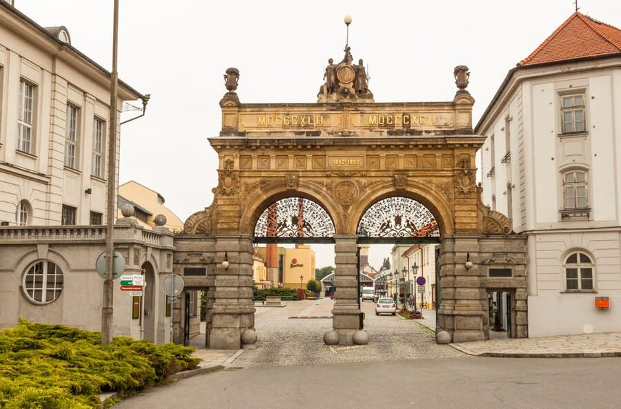 Private Tour to Pilsner Urquell from Prague - Who should choose this Pilsen tour?