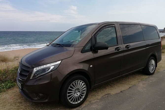Private Transfer from Prague Airport to Prague City Hotels 1 - 7 pax - The ride from Aviatická to your hotel