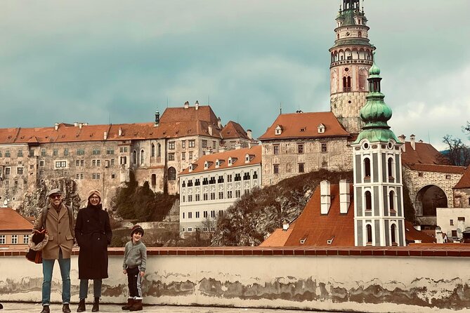 Private UNESCO Český Krumlov Trip from Prague with Local Guide - What the private ride adds to the price