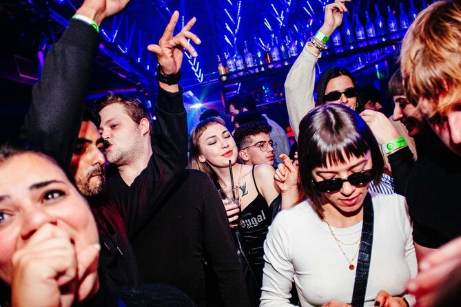PUB CRAWL IN PRAGUE | Admission Ticket - Photos, videos, and the memory of the night