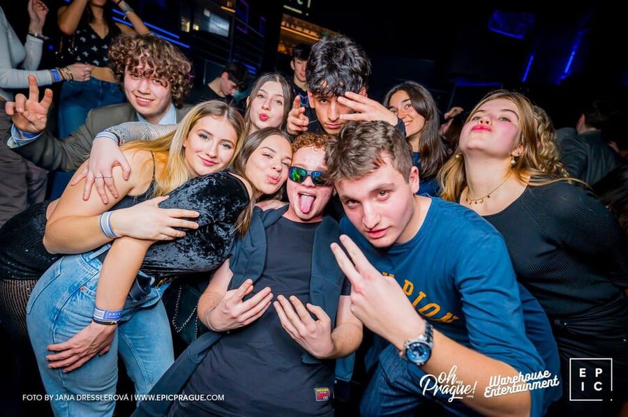 Pub Crawl with Shots and Night Club I Prague - The social side: games, photos, and new friends