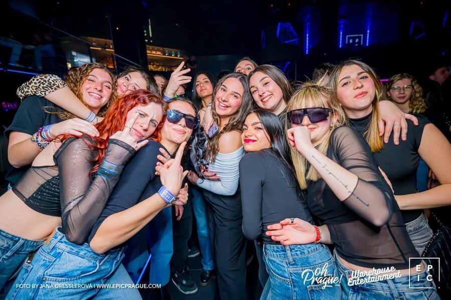 Pub Crawl with Shots and Night Club I Prague - Finishing at Epic Prague nightclub