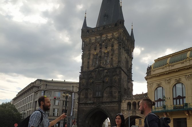 Rent-a-Friend in Prague - Charles Bridge: fifteen minutes with Prague’s best-known crossing