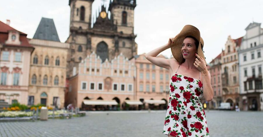 Romantic Photoshoot Experience for Couples in Prague - What $197 really buys you