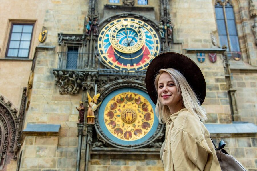 Romantic Photoshoot Experience for Couples in Prague - Should you book this Prague photoshoot?