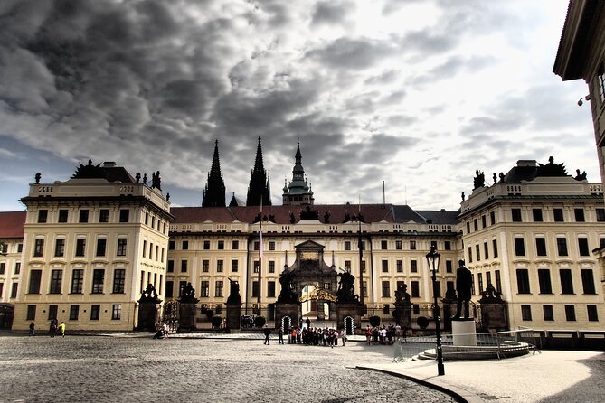 Saint Vitus Cathedral and Hidden Gems of Prague Castle - Golden Lane and the route toward Petřín Hill