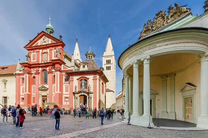 Self-Guided Audio Tour - Prague Castle District - Rosenberg Palace and its Renaissance interiors