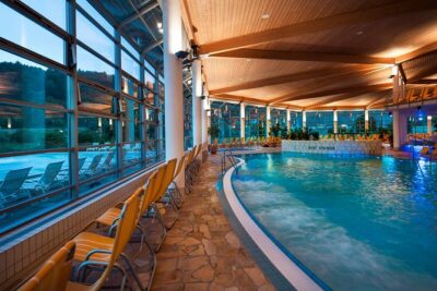 Small-Group Saxon Switzerland NP Easy Tour & Unlimited Thermal Baths