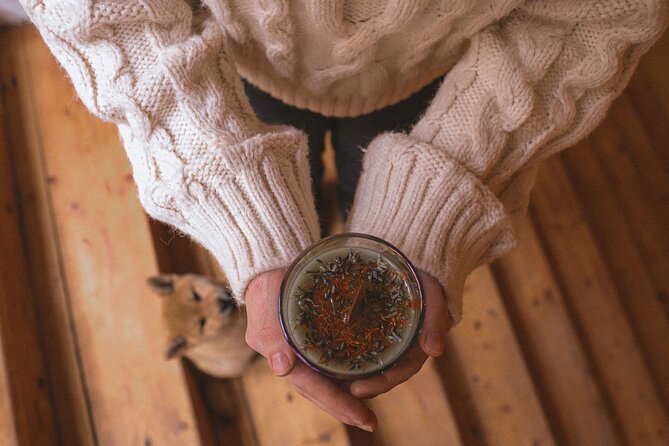 Soy Candles Workshop in Prague - A quiet creative hour in Prague