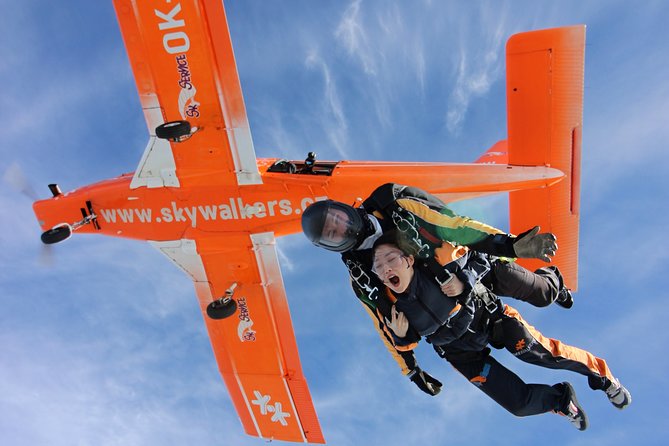 Tandem Skydiving Adventure in Prague - The 10-minute briefing before takeoff