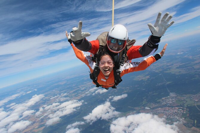 Tandem Skydiving in Prague - Tandem Jump with transfers! - The briefing comes before the adrenaline