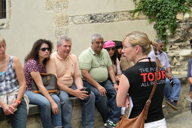 The Prague Tour All Inclusive with Pick up, Boat Trip and Lunch - The boat ride changes the rhythm