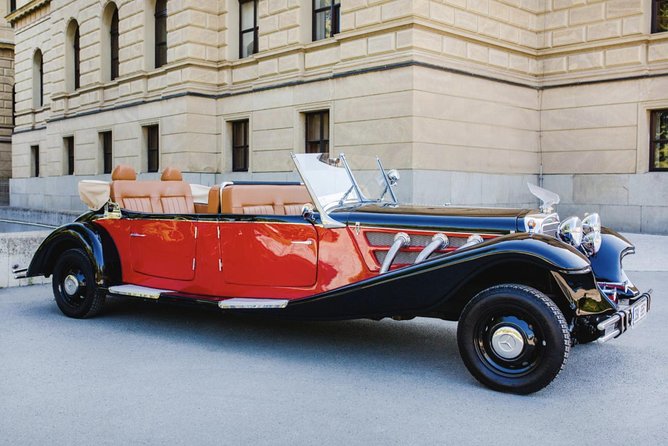 Vintage Cars Prague - Sightseeing Tour 90min / 1-6 pers. - Rudolfinum and the National Theatre