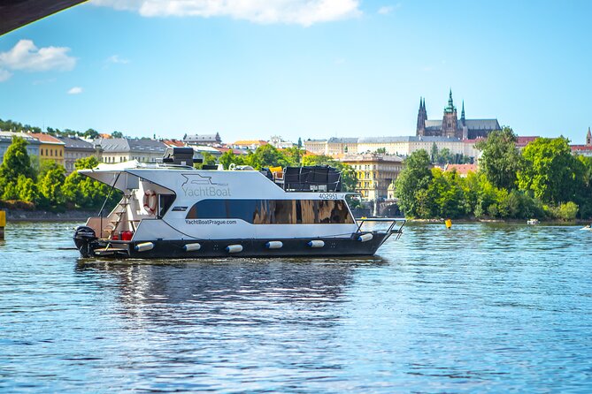 VIP Prague YachtBoat ONE Experience: All-You-Can-Drink - Key points at a glance