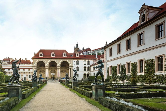 VIP Private tour Prague: Castle, Lunch, Beer, Boat - Who should book this Prague tour