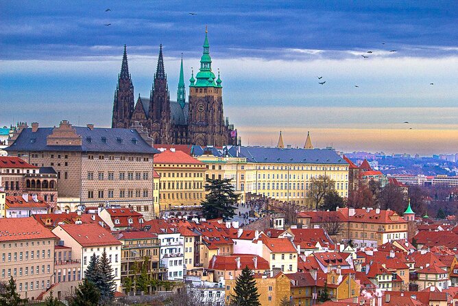 Walking through ages: 11th to 21st century, Prague flavoured - Malostranske Namesti and St. Nicholas Church